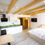 Apartma Pr' Bavnc לאסצה