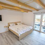 Apartma Pr' Bavnc *