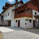 Apartma Pr' Bavnc דירה לאסצה