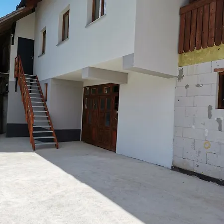 Apartma Pr' Bavnc