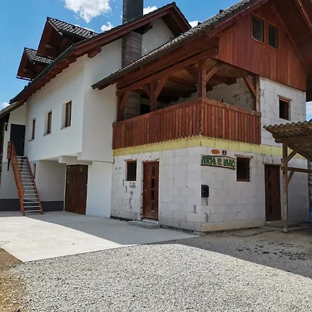 Apartma Pr' Bavnc דירה לאסצה