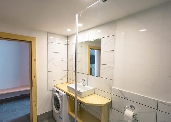 Apartma Pr' Bavnc Lesce (Upper Carniola)