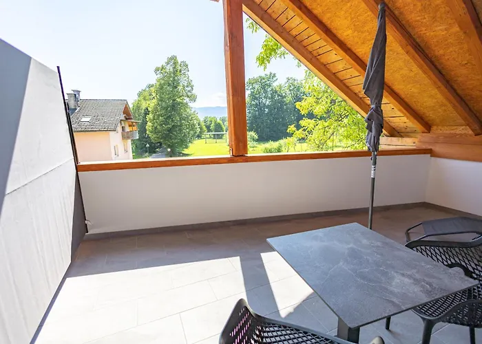 Apartma Pr' Bavnc Διαμέρισμα