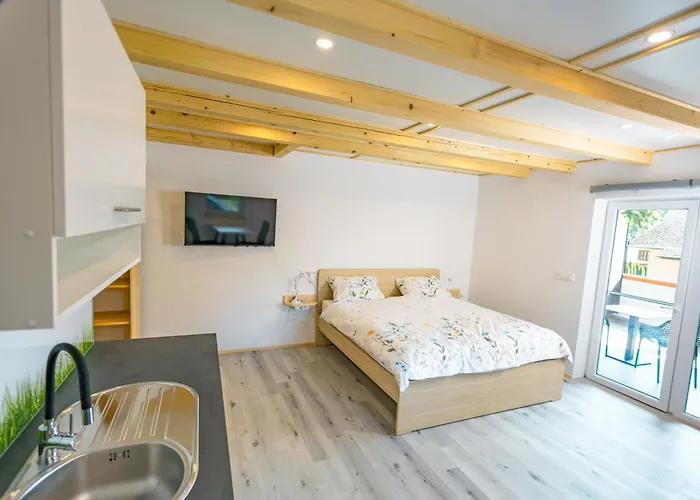 Apartma Pr' Bavnc Διαμέρισμα *